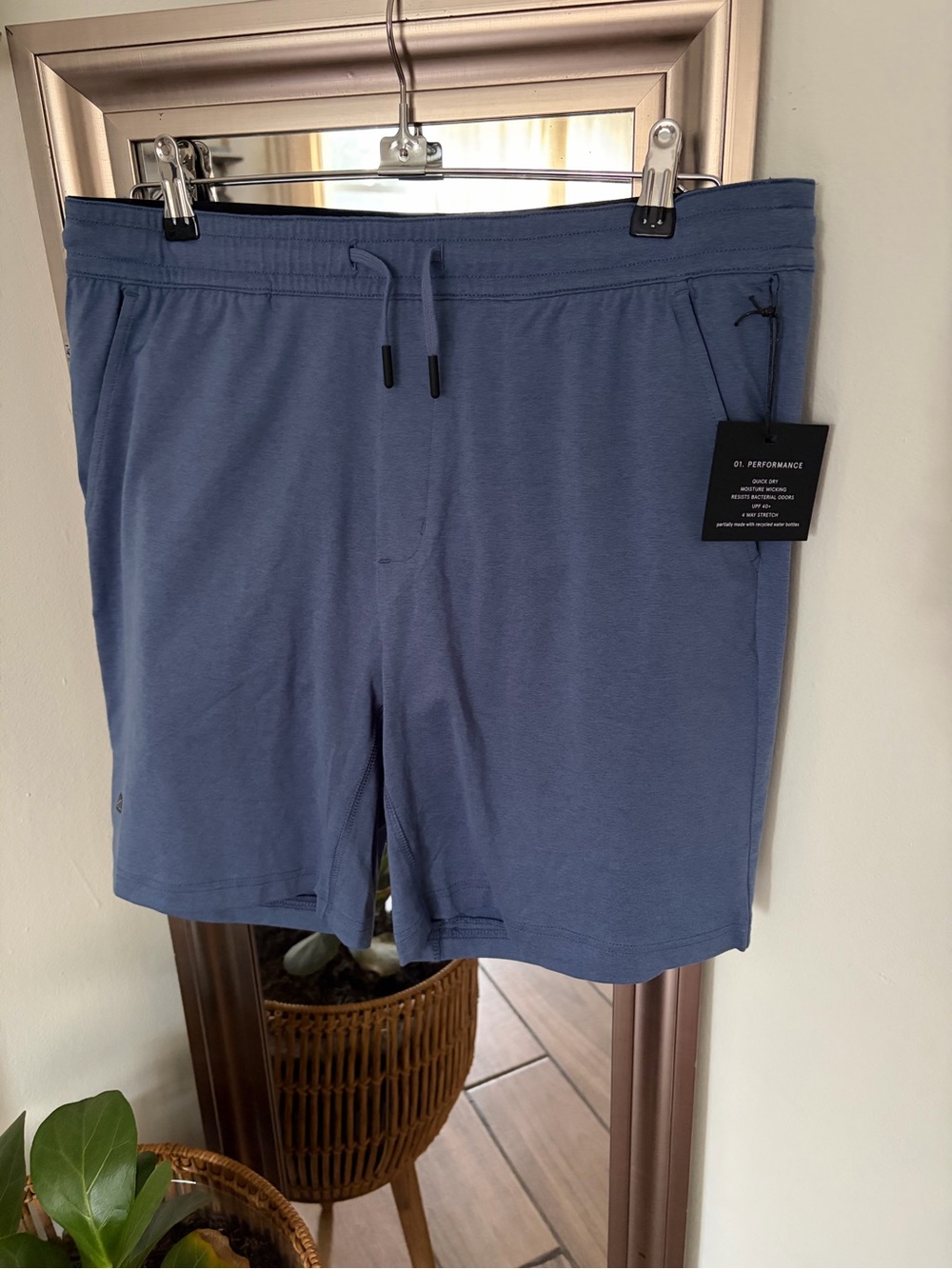 ALGO 01 Performance Shorts — Size Medium — NWT
